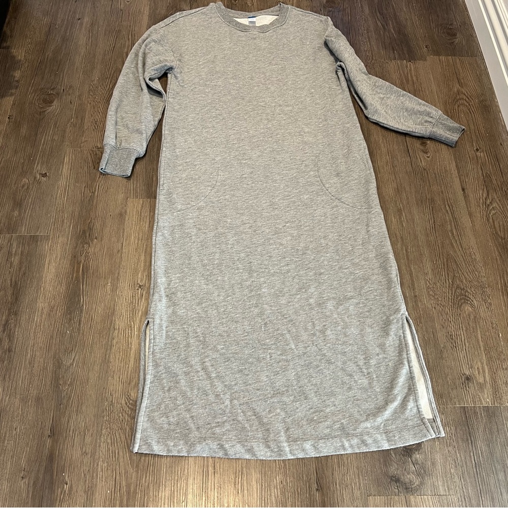 Sweatshirt dress